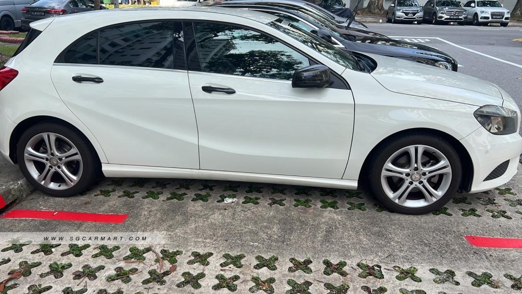 Mercedes-Benz A-Class A200