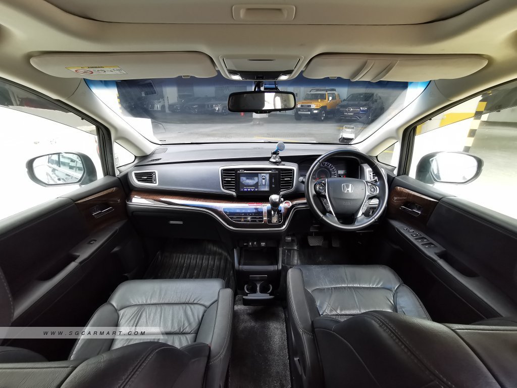 Honda Odyssey 2.4A EXV-S Sunroof