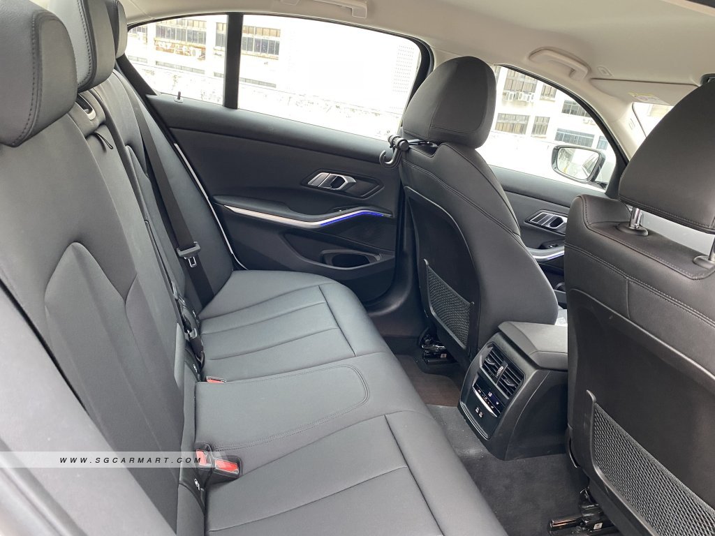 BMW 3 Series 318i Highline