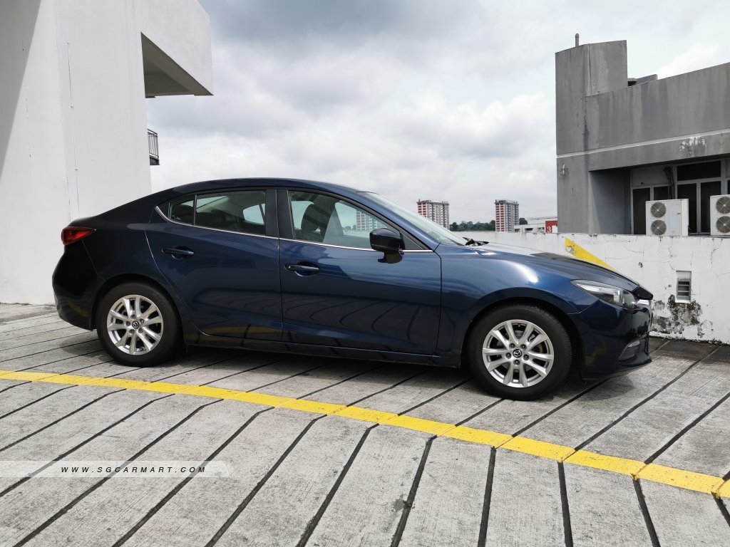 Mazda 3 1.5A Sunroof