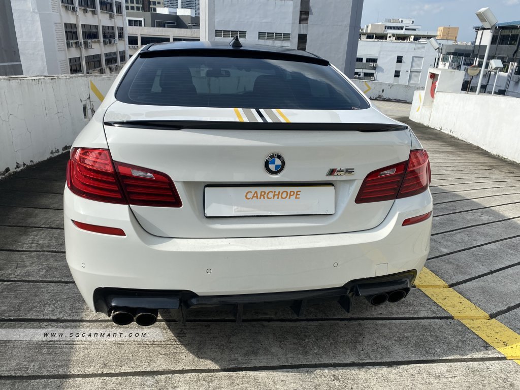 BMW 5 Series 520i