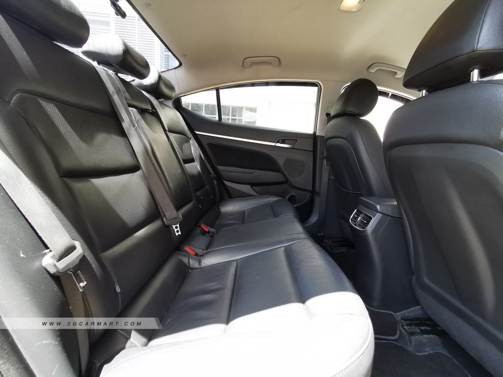 Hyundai Avante 1.6A GLS