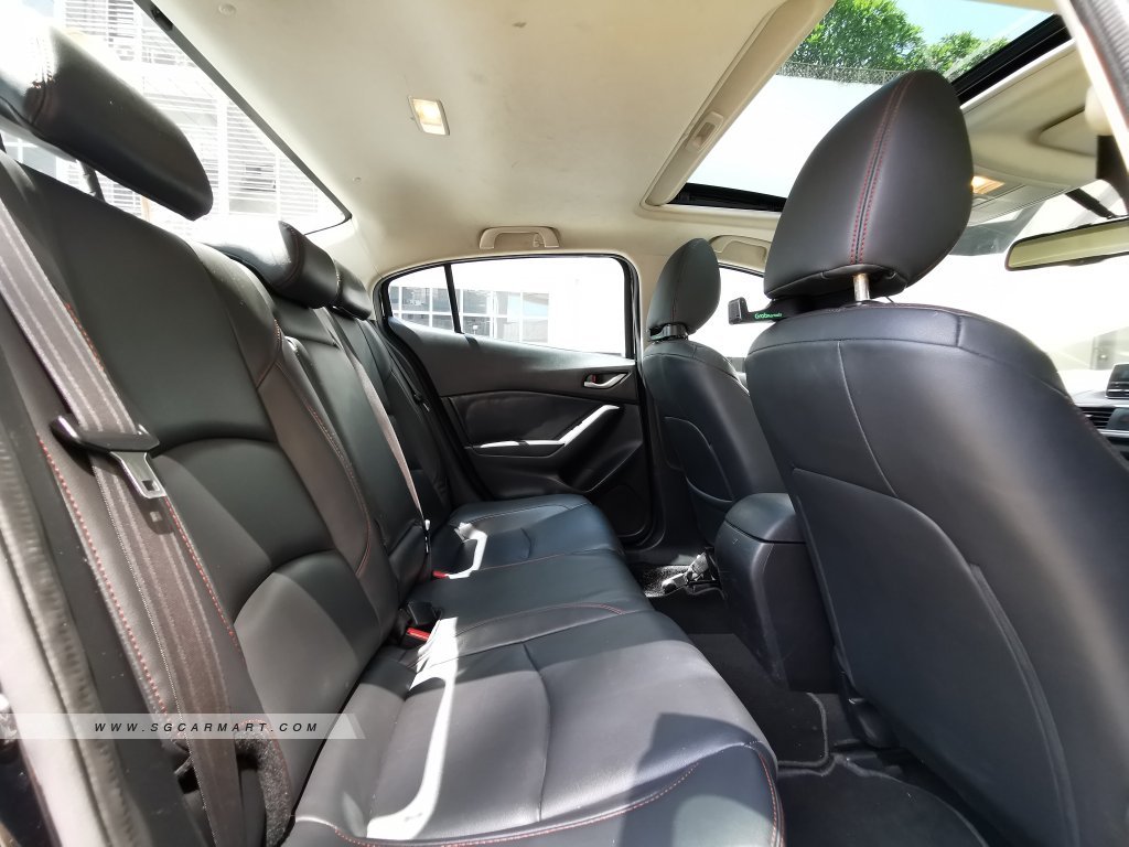 Mazda 3 1.5A Sunroof
