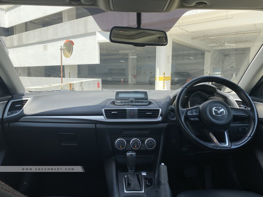 Mazda 3 1.5A Sunroof