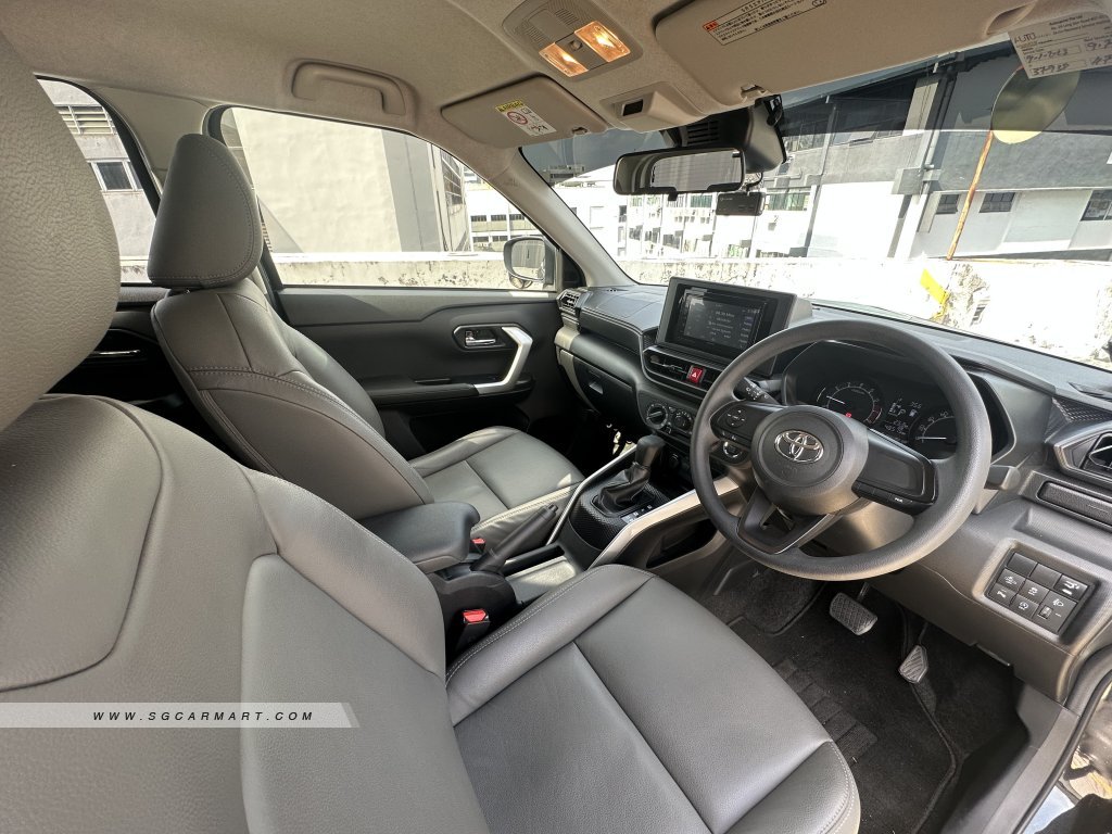 Toyota Raize 1.0A XS