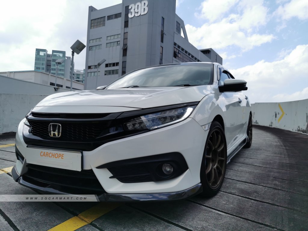 Honda Civic 1.5A VTEC Turbo Sunroof