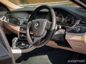 BMW 5 Series 520i (COE till 10/2032)