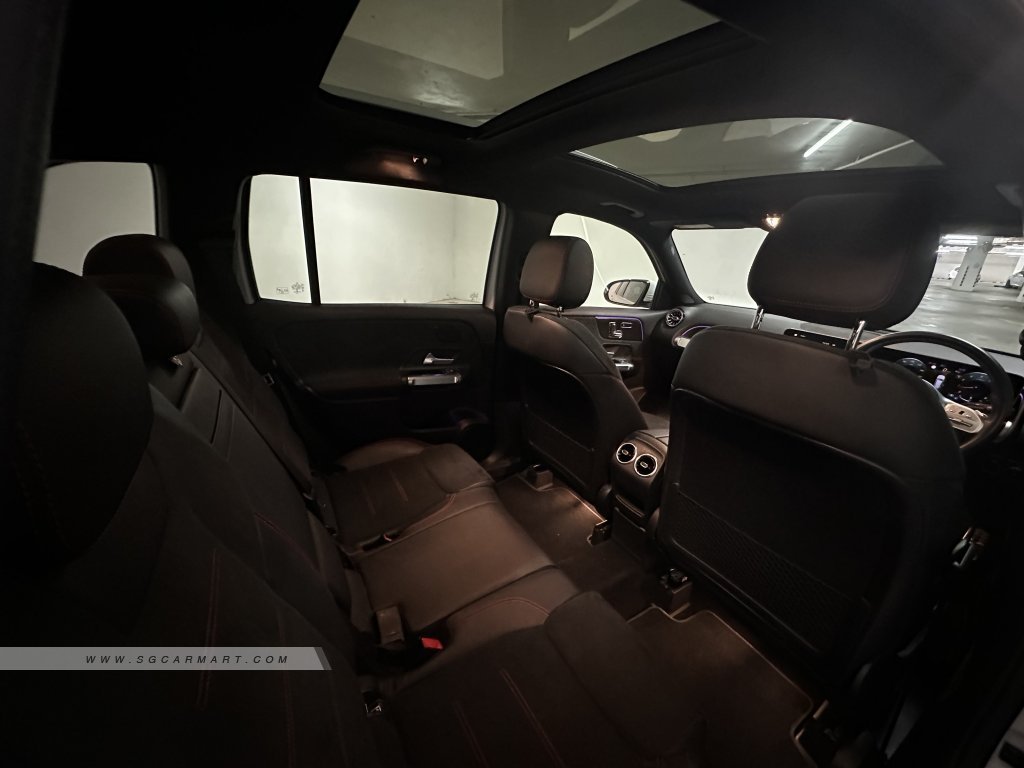 Mercedes-Benz GLB-Class GLB200 AMG Line Premium Plus