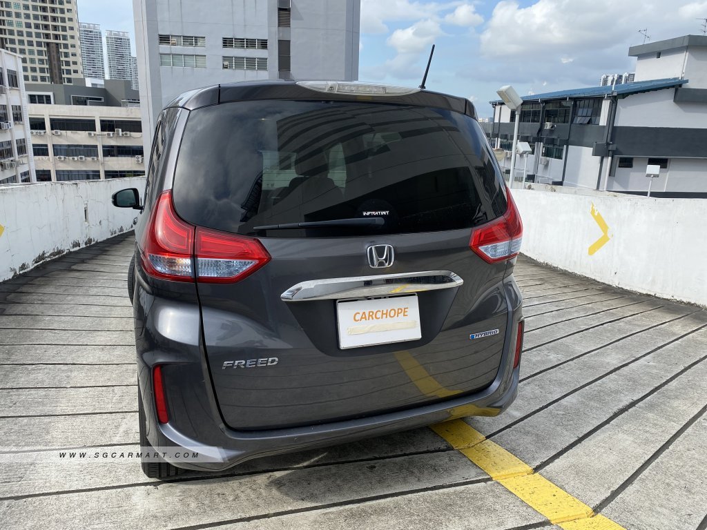 Honda Freed Hybrid 1.5A G 7-Seater