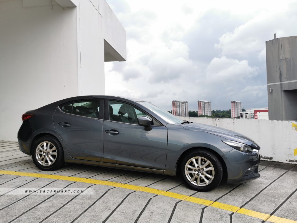 Mazda 3 1.5A Sunroof