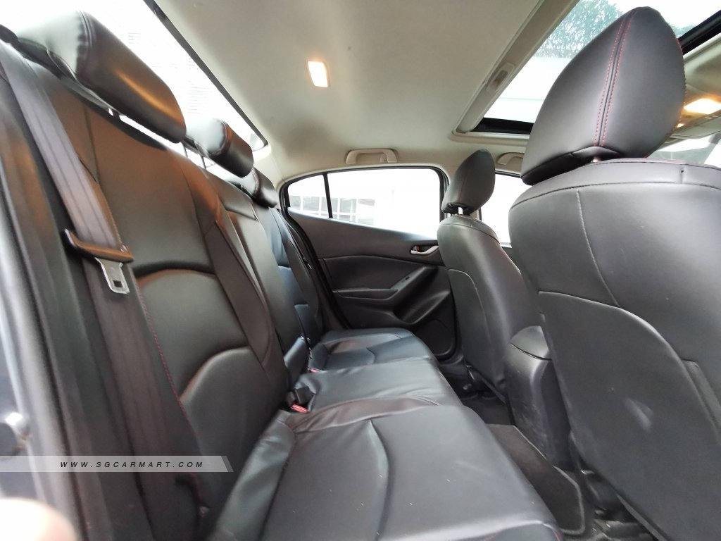 Mazda 3 1.5A Sunroof