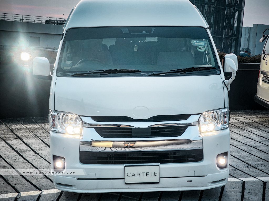 Used 2022 Toyota Hiace Commuter 2.8A GL High Roof for Sale