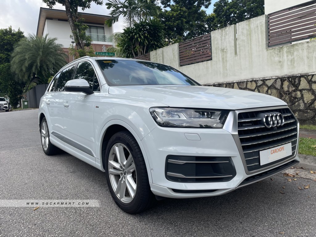 Audi Q7 3.0A TFSI Quattro S-Line 7-Seater (333bhp)