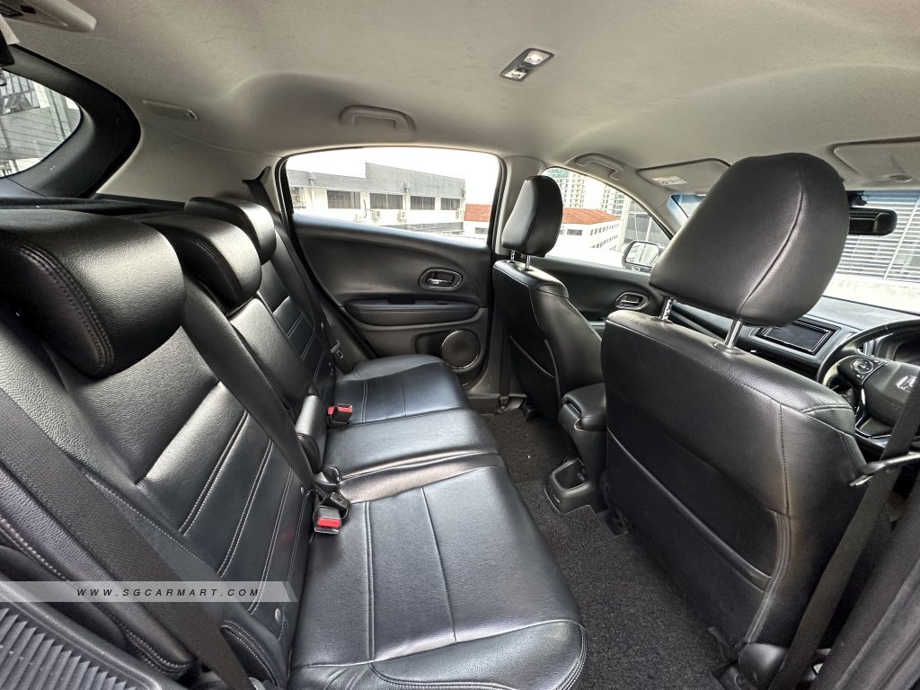 Honda Vezel Hybrid 1.5A X Brilliant Style