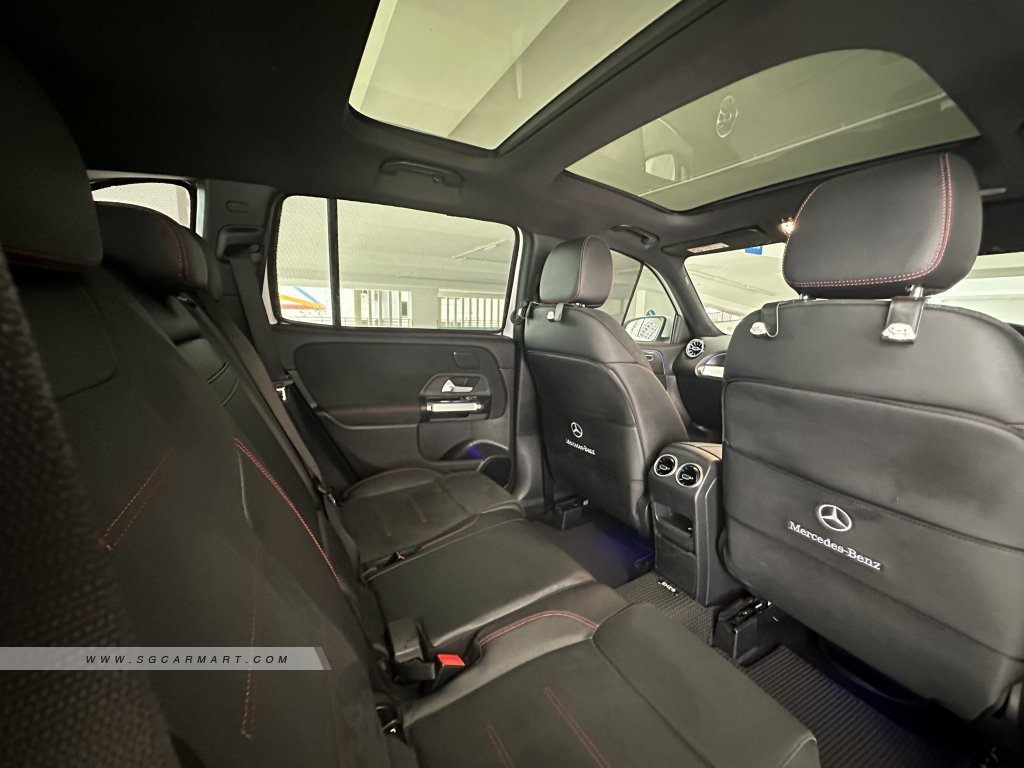 Mercedes-Benz GLB-Class GLB200 AMG Line Premium Plus 7-Seater
