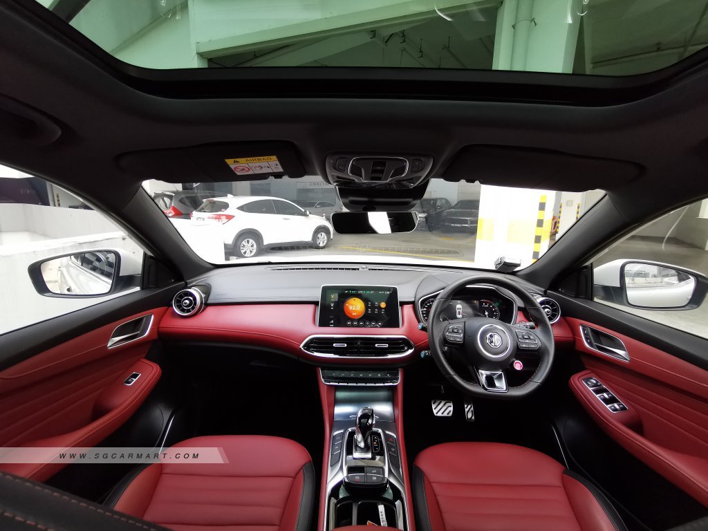 MG HS 1.5A Turbo Exclusive Panoramic Roof