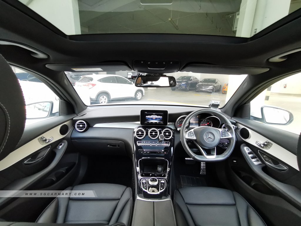 Mercedes-Benz GLC-Class GLC250 4MATIC Sunroof