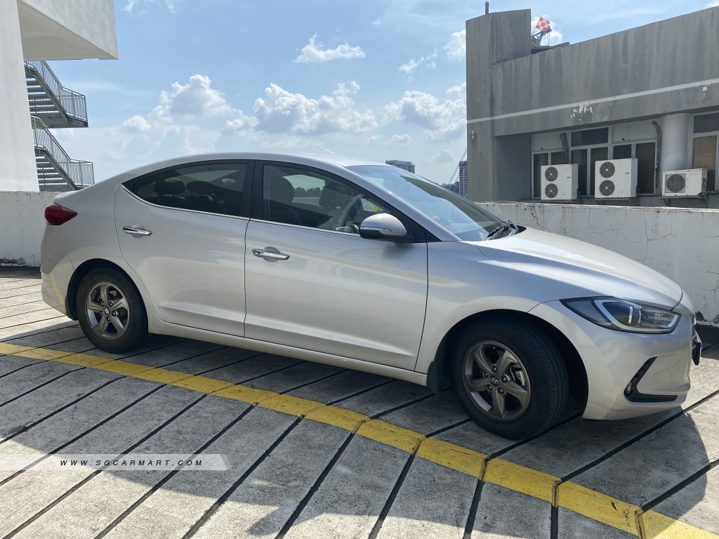 Hyundai Elantra 1.6A GLS