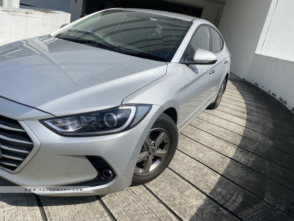 Hyundai Elantra 1.6A GLS