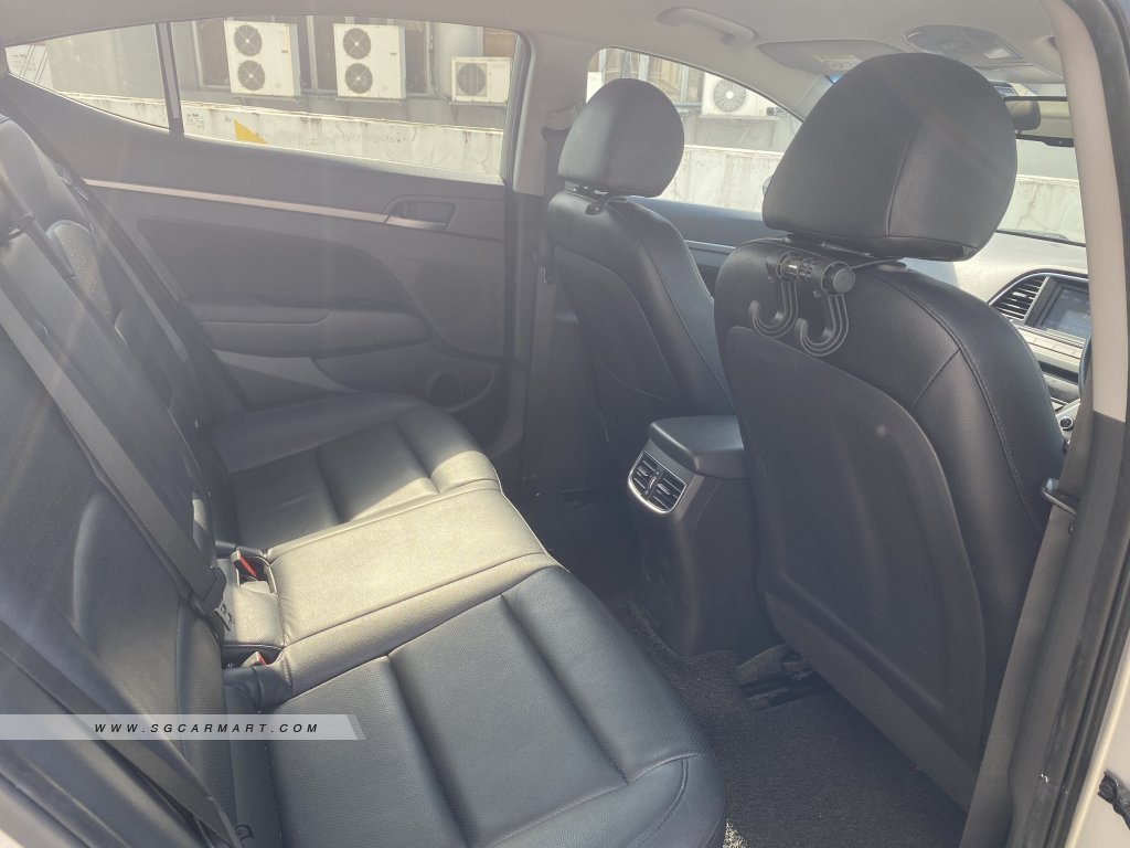 Hyundai Elantra 1.6A GLS