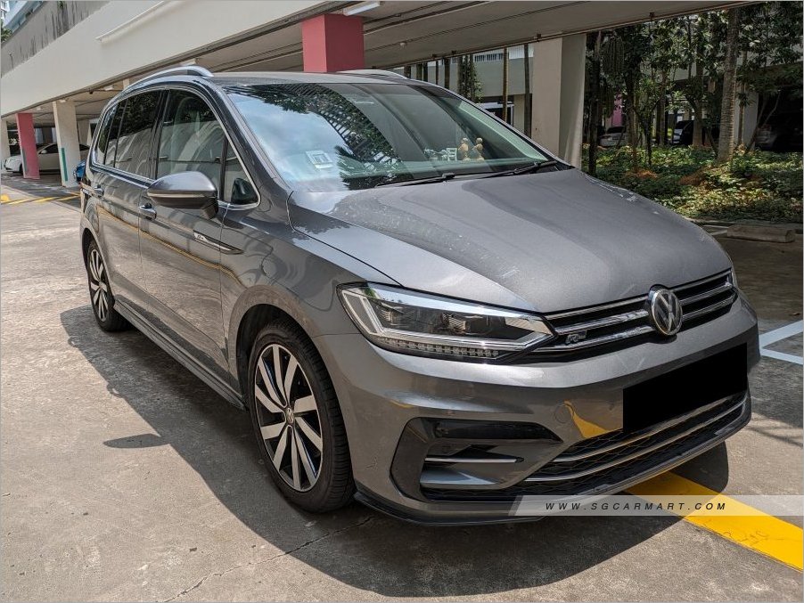 Used 2020 Volkswagen Touran 1.4A TSI R-Line for Sale (Expired