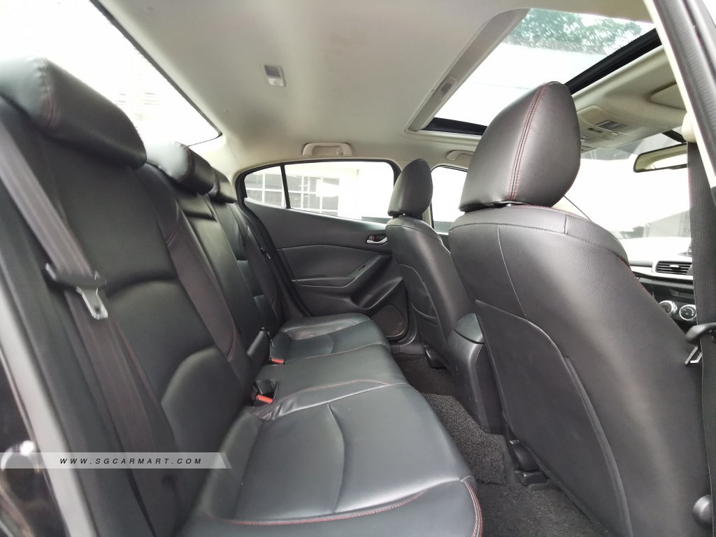 Mazda 3 1.5A Sunroof