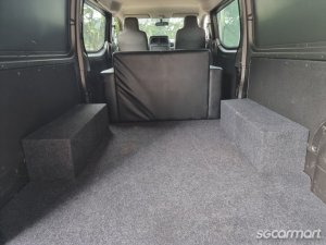 Nissan NV350 2.5A