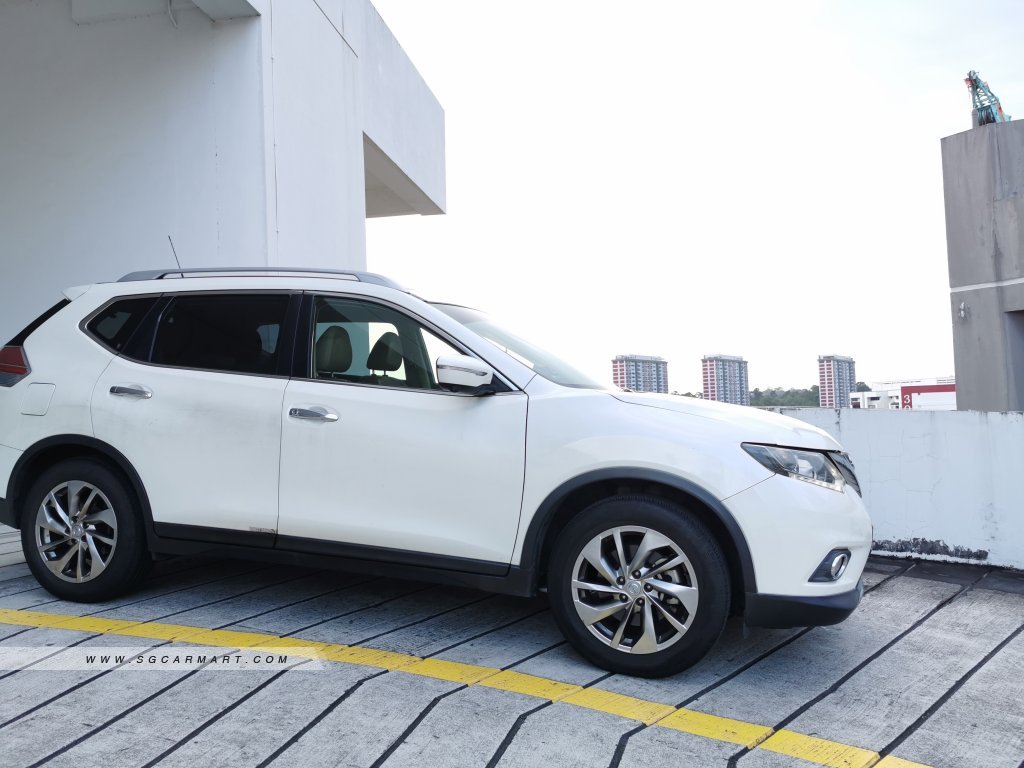 Nissan X-Trail 2.0A Premium 7-Seater Sunroof