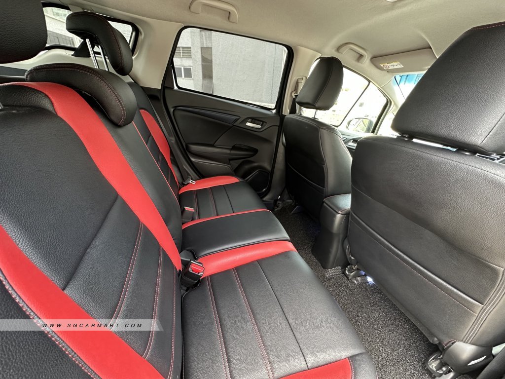 Honda Shuttle 1.5A G Honda Sensing (OPC)