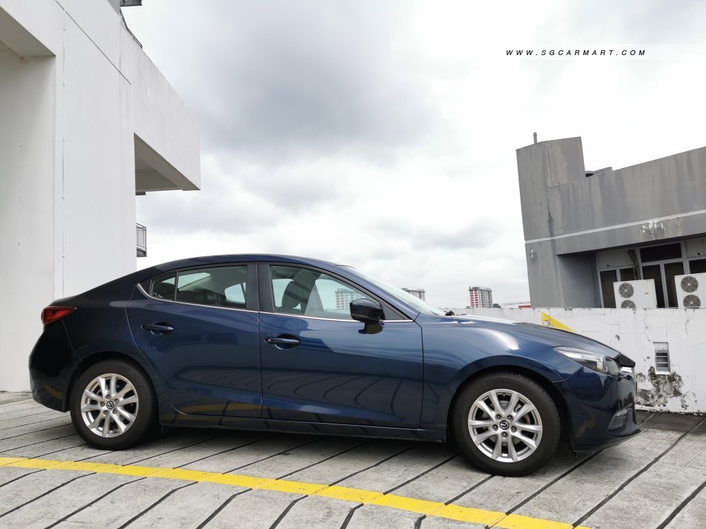 Mazda 3 1.5A Sunroof