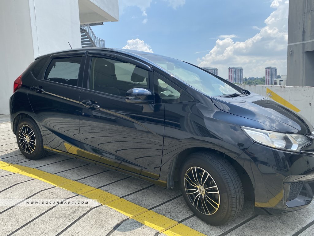 Honda Fit 1.3A G F-Package