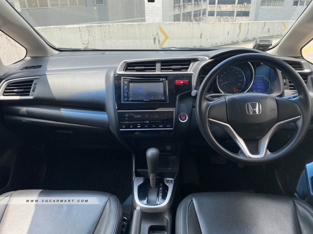 Honda Fit 1.3A G F-Package