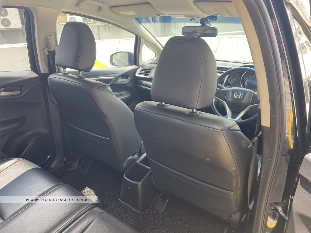 Honda Fit 1.3A G F-Package