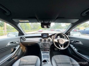 Mercedes-Benz CLA-Class CLA180 Shooting Brake