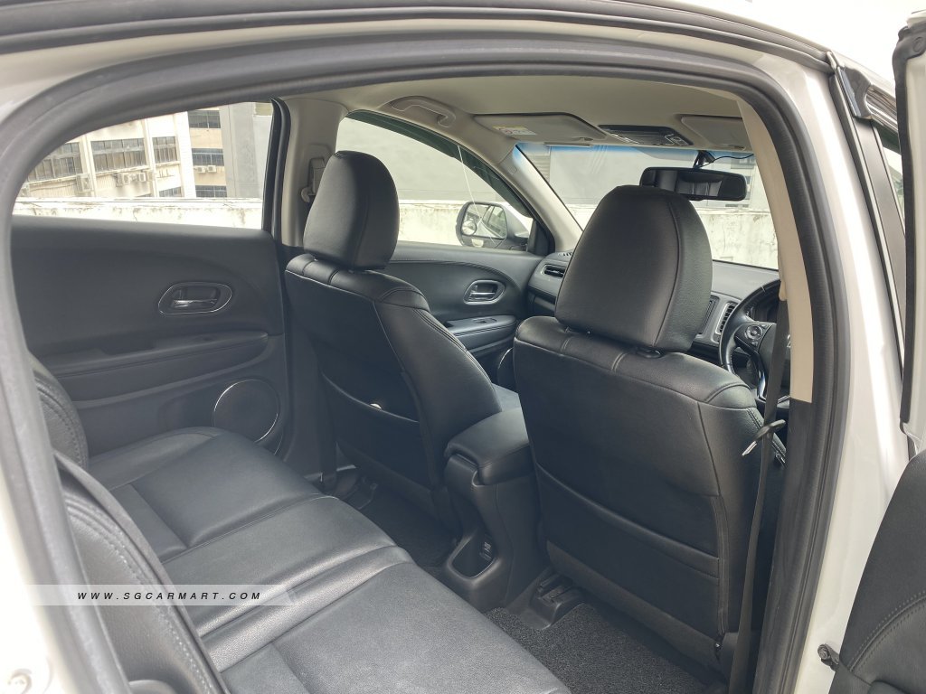Honda Vezel Hybrid 1.5A X Brilliant Style