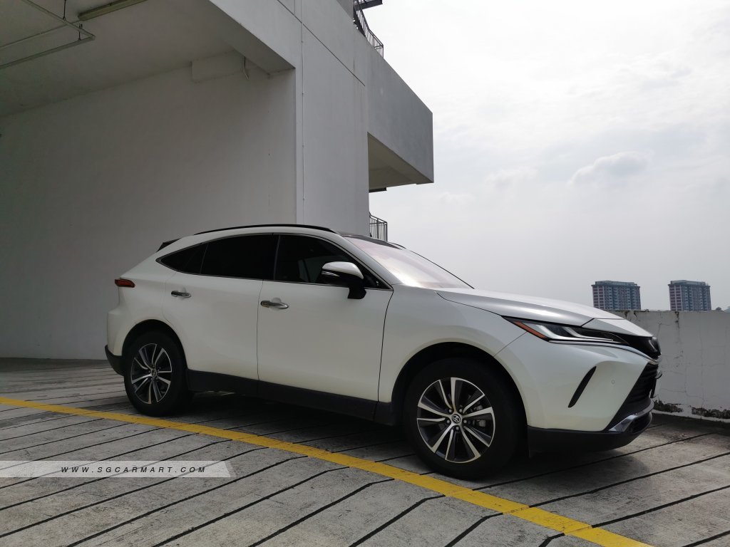 Toyota Harrier Hybrid 2.5A G