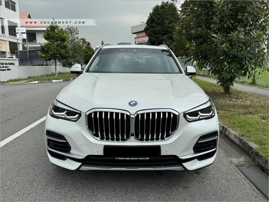 2022 BMW X5 xDrive45e Plug-in Hybrid xLine Photos & Pictures Singapore ...