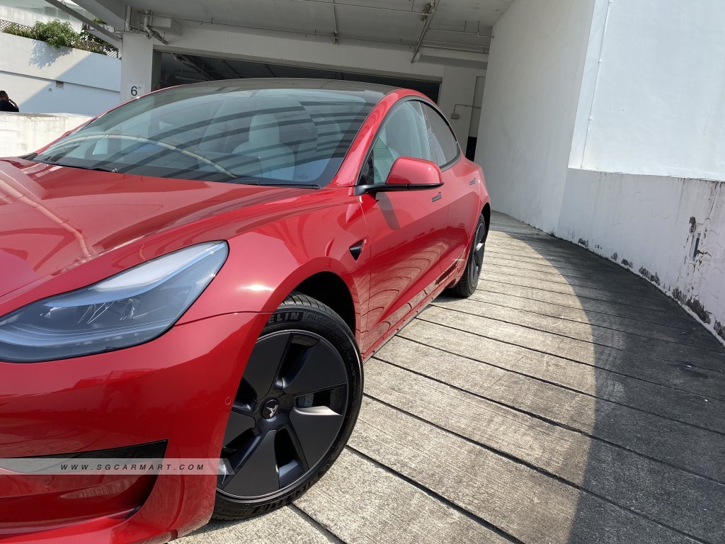 Tesla Model 3 Electric Standard Range RWD