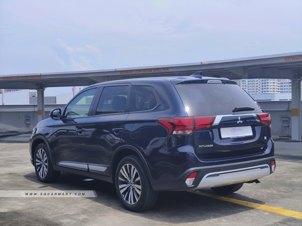 Used 2021 Mitsubishi Outlander 2.0A for Sale | T8 Gallery Pte Ltd