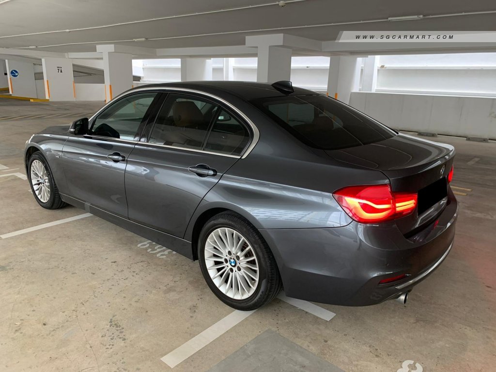 BMW 3 Series 318i Luxury