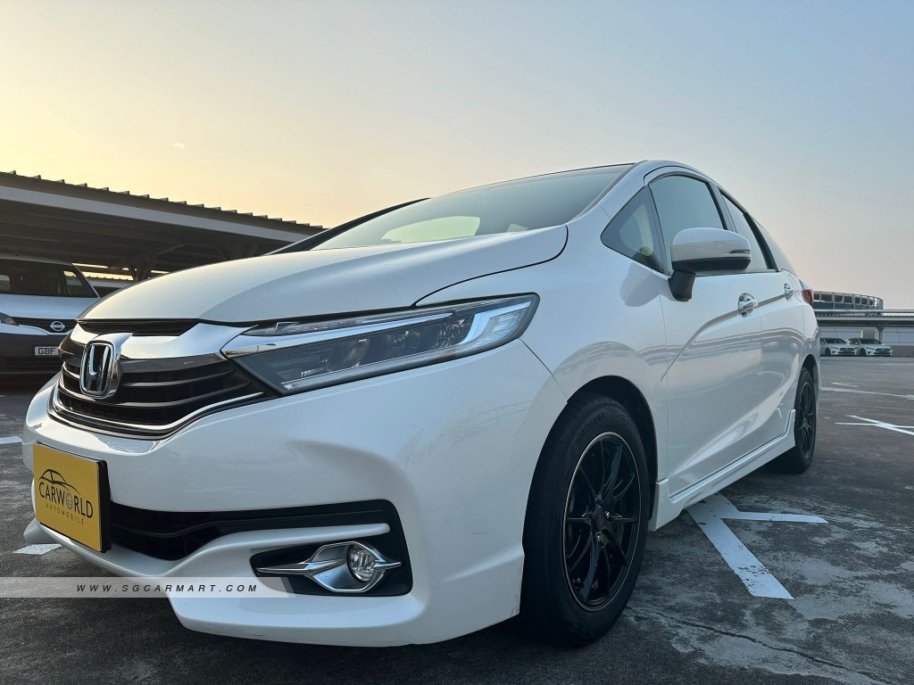 Used 2019 Honda Shuttle 1.5A G for Sale | Car World Automobile Pte