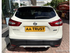 Nissan Qashqai 2.0A Premium Moonroof