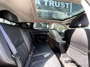Nissan Qashqai 2.0A Premium Moonroof