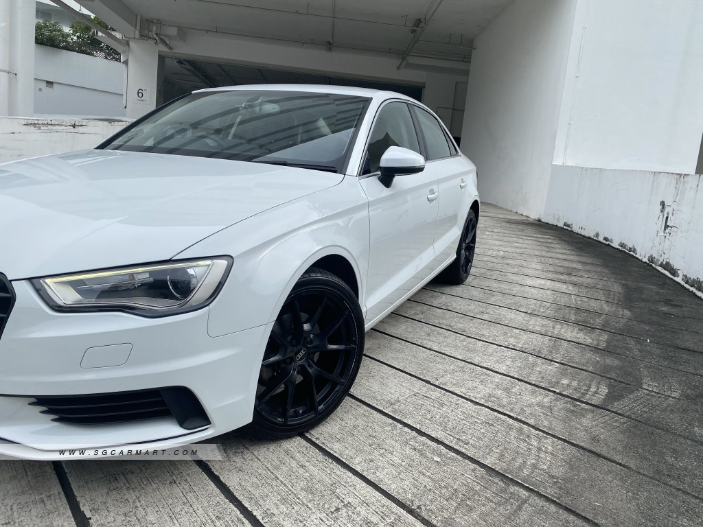 Audi A3 Sedan 1.4A TFSI Ambiente
