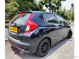 Honda Jazz 1.3A