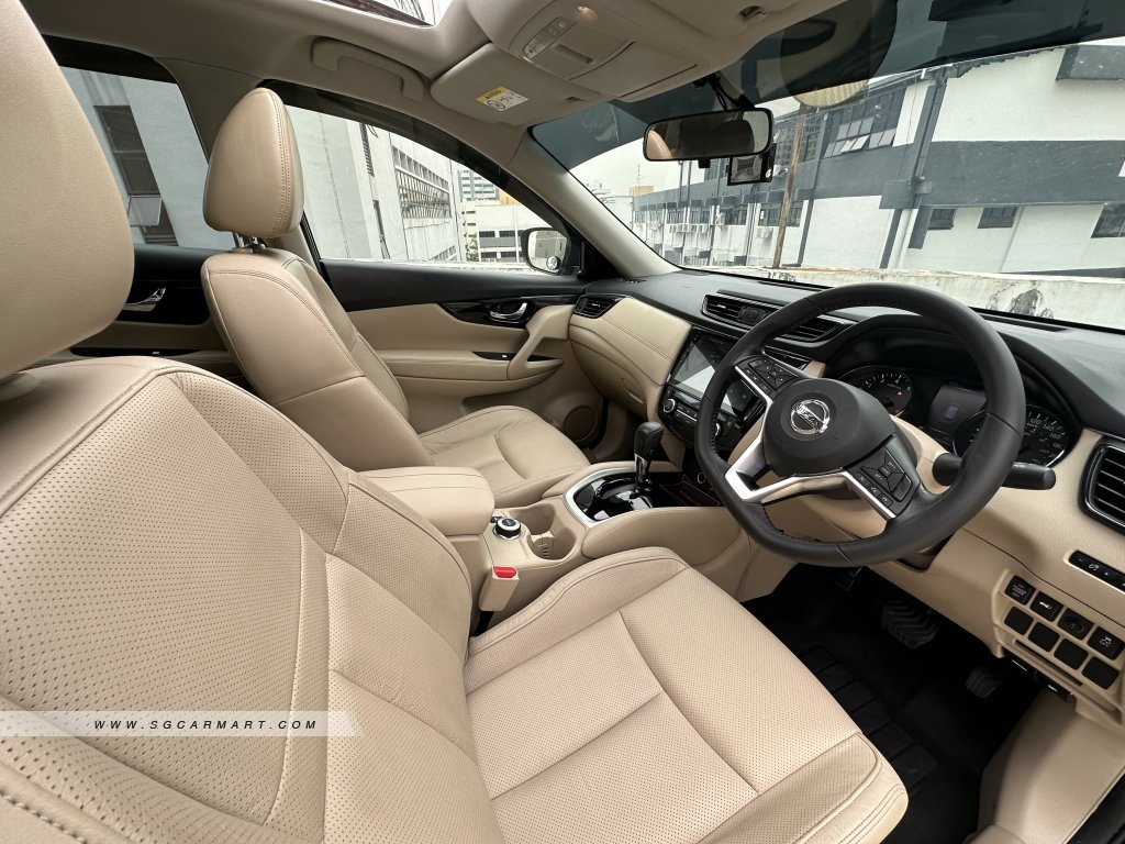 Nissan X-Trail 2.0A Premium 7-Seater Sunroof