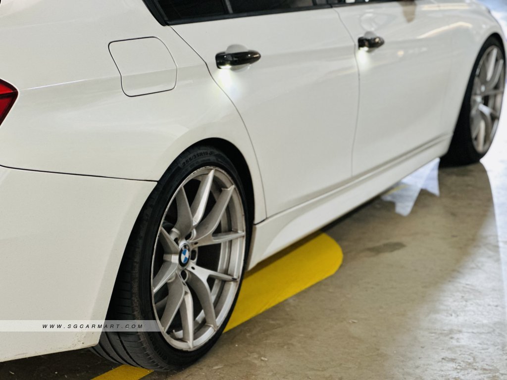 BMW 3 Series 320i Efficient Dynamics