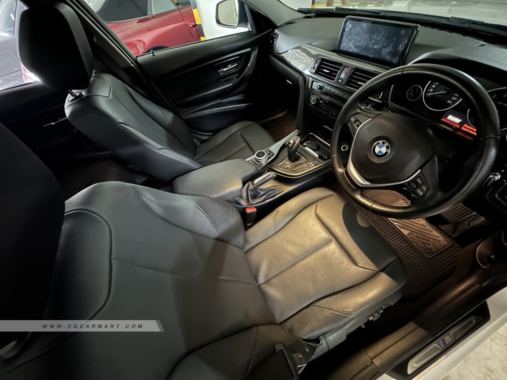 BMW 3 Series 320i Efficient Dynamics