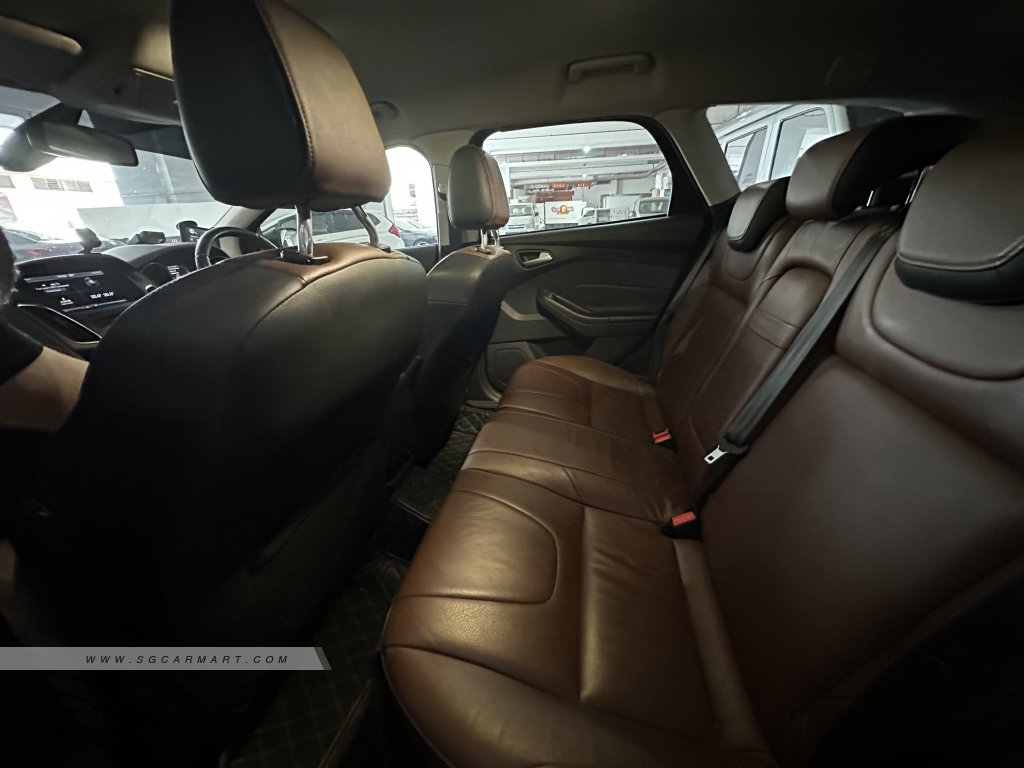 Ford Focus Wagon 1.0A GTDI Titanium