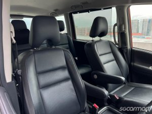 Nissan Serena e-POWER Hybrid 1.2A Highway Star Premium